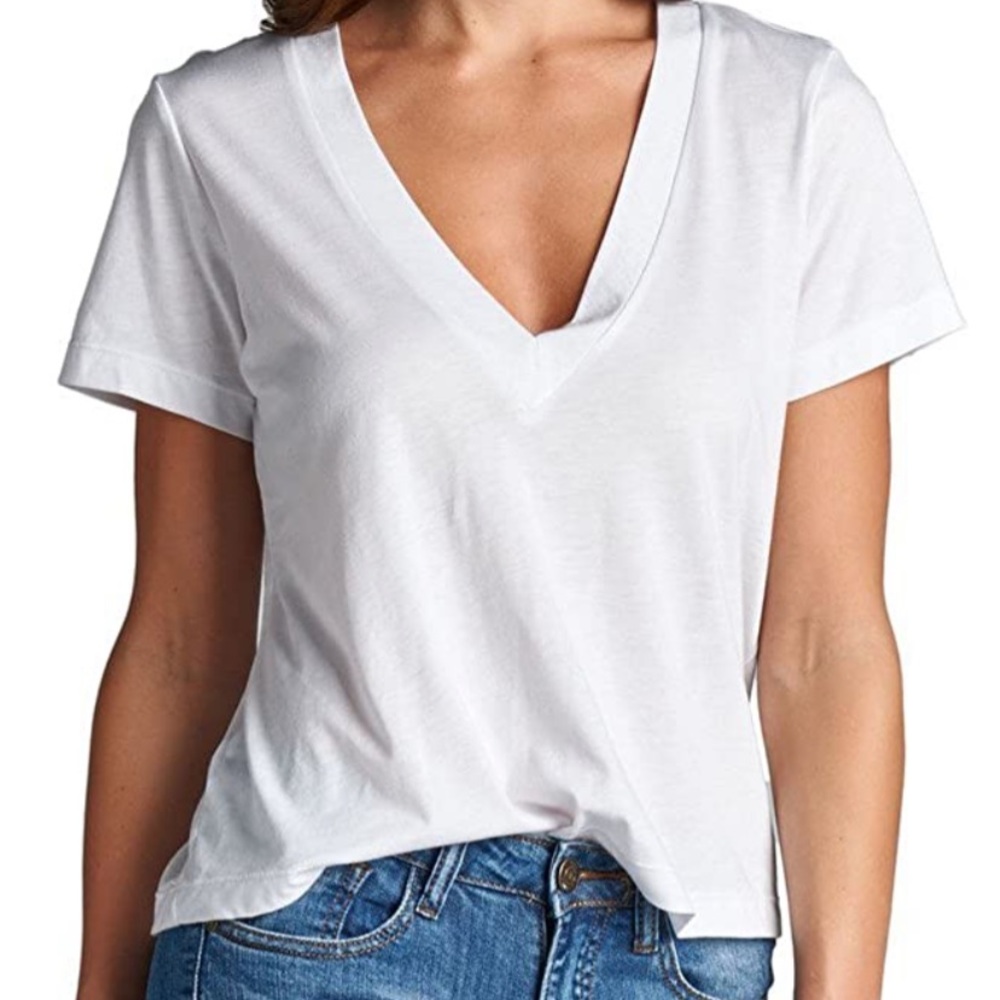 White comfortable v neck tshirt
